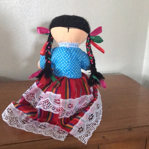 Traditional Handmade Mexican Doll - Picture 2 of 6